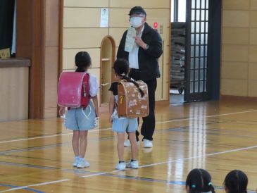合言葉「きょうはいかのおすし」～不審者声かけ対応訓練終わる～