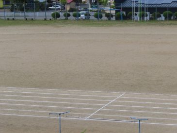 最高の運動会を創り上げよう！～全校草むしり～