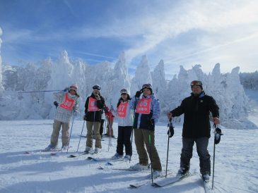 思い出の１ページ！～６年蔵王スキー教室～