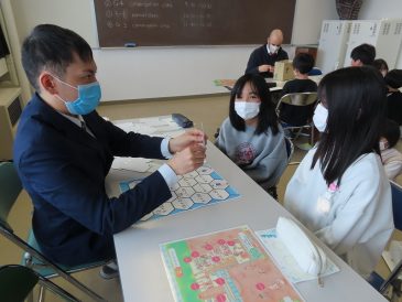 伝わるかな？～３，４年生英会話学習～